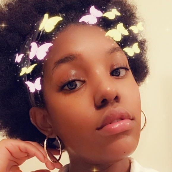 ellie_monroe898